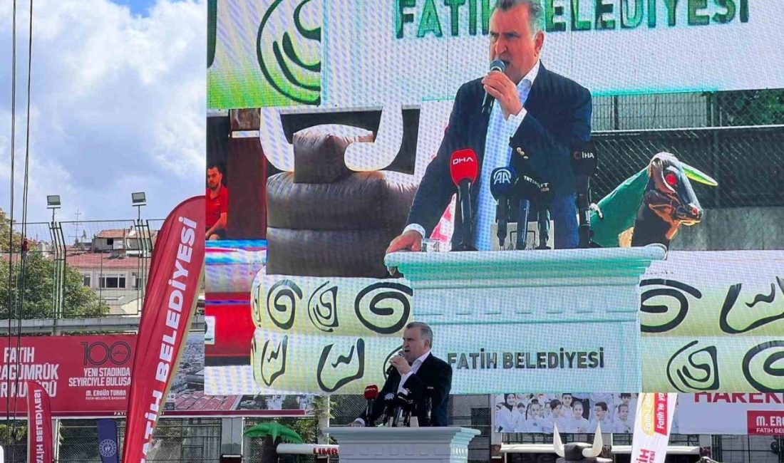 Gençlik ve Spor Bakanı Osman Aşkın Bak, Fatih Belediyesi’nin düzenlediği