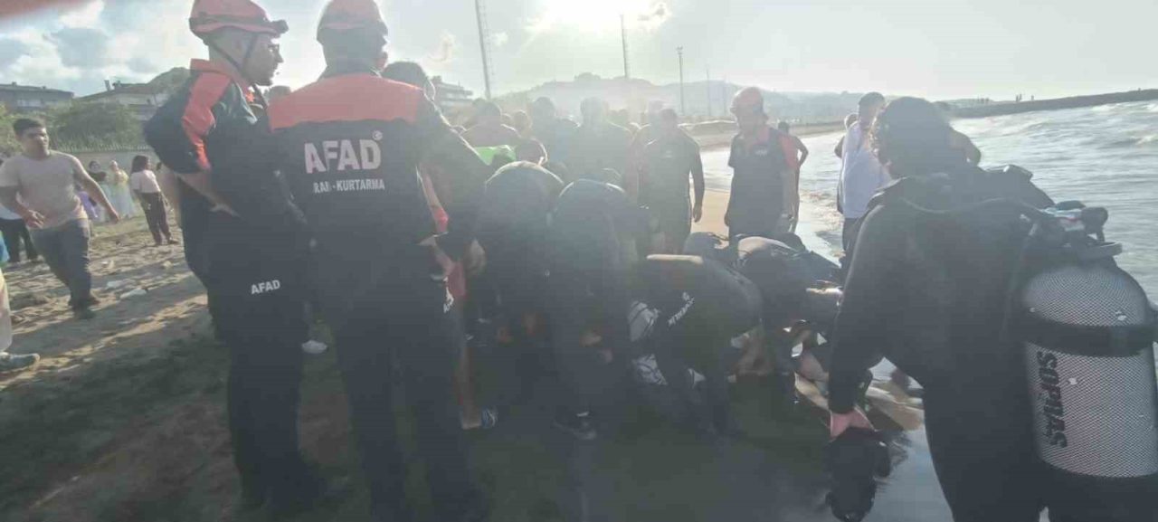 Giresun’da serinlemek için denize giren 20 yaşındaki genç boğularak hayatını