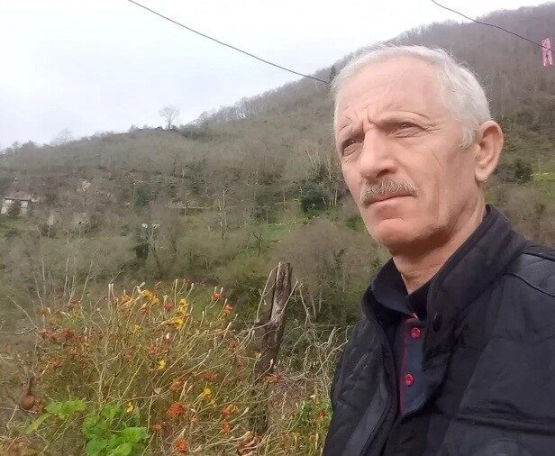 Giresun’un Bulancak ilçesinde bahçesindeki armut ağacından düşen adam hayatını kaybetti.