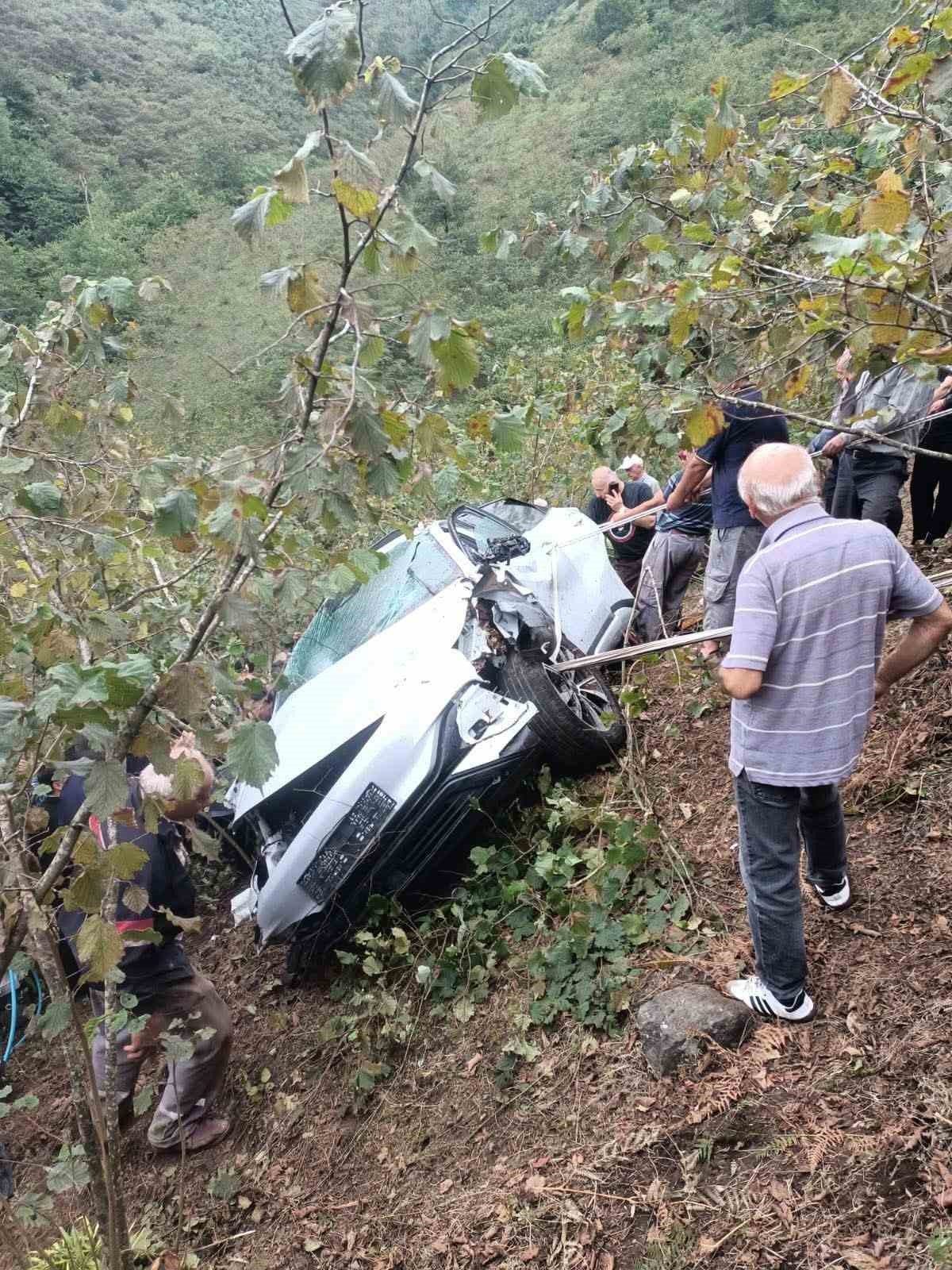 Giresun’un Görele ilçesine bağlı Şenlik köyünde meydana gelen trafik kazasında