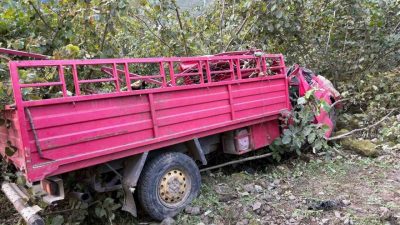 Giresun’un Doğankent ilçesinde bugün meydana gelen trafik kazasında 4 kişi