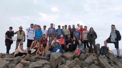 Gümüşhane’de 28 sporcu kentin en yüksek noktası olan 3 bin