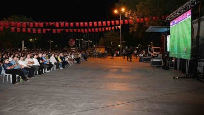 Isparta Belediyesi, Fenerbahçe’nin, Benfica ile oynadığı UEFA Şampiyonlar Ligi play-off