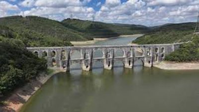 İstanbul’da etkili olan sıcak hava dalgasının ardından yağmur yağışı barajlara
