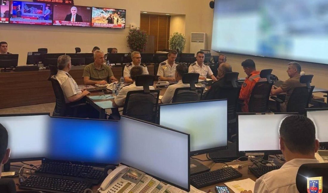 Jandarma Genel Komutanlığı, deprem bölgesinde arama kurtarma çalışmalarına destek amaçlı