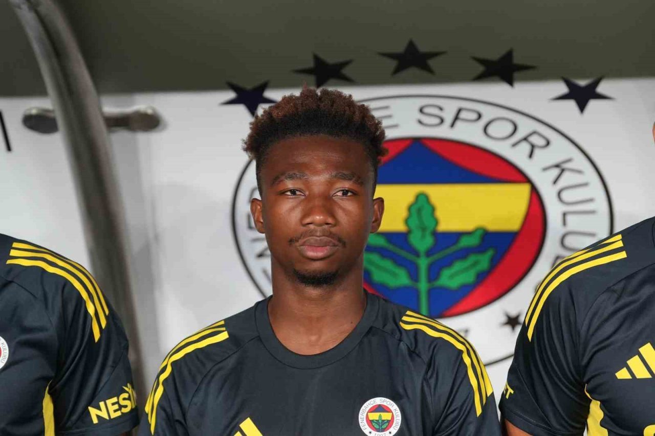 Fenerbahçe Teknik Direktörü Jose Mourinho, Kocaelispor karşısında, Benfica maçına göre