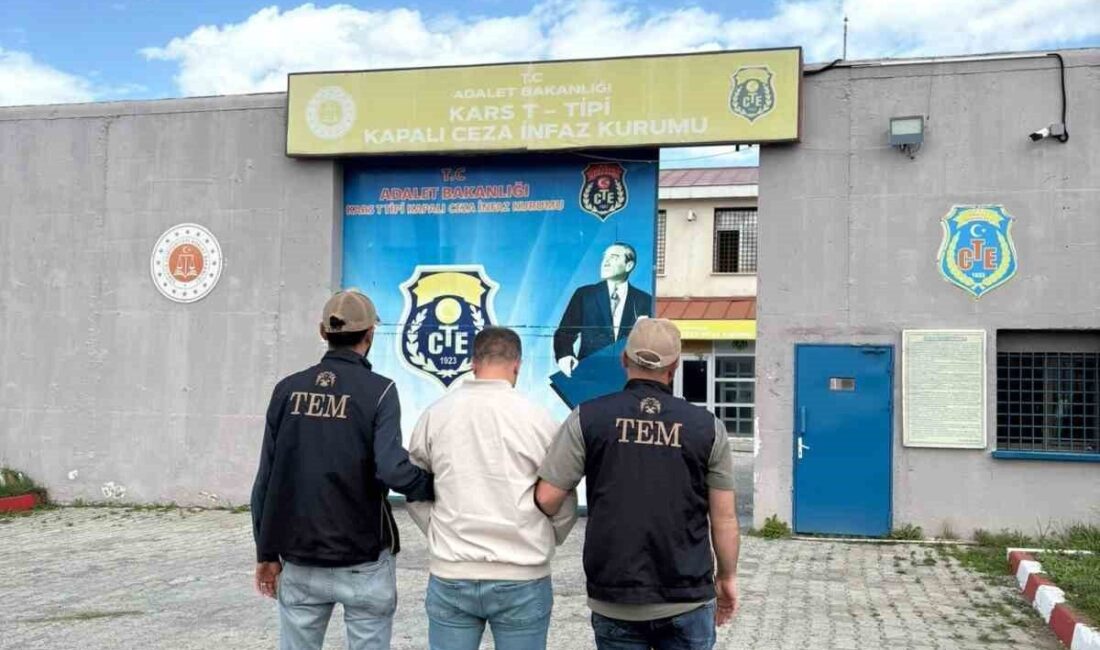 Kars’ta FETÖ operasyonu: 1 asker tutuklandı Kars’ta Fetullahçı Terör Örgütü (FETO/PDY)’ye yönelik düzenlenen operasyonda gözaltına alınan
