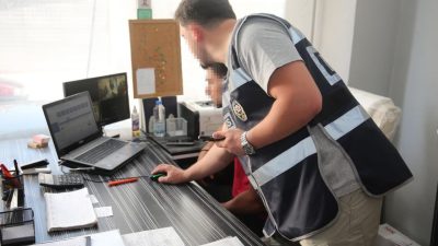 Kocaeli’de 285 podlisin katılımıyla gerçekleştirilen denetimlerde günübirlik kiralanan evler ve