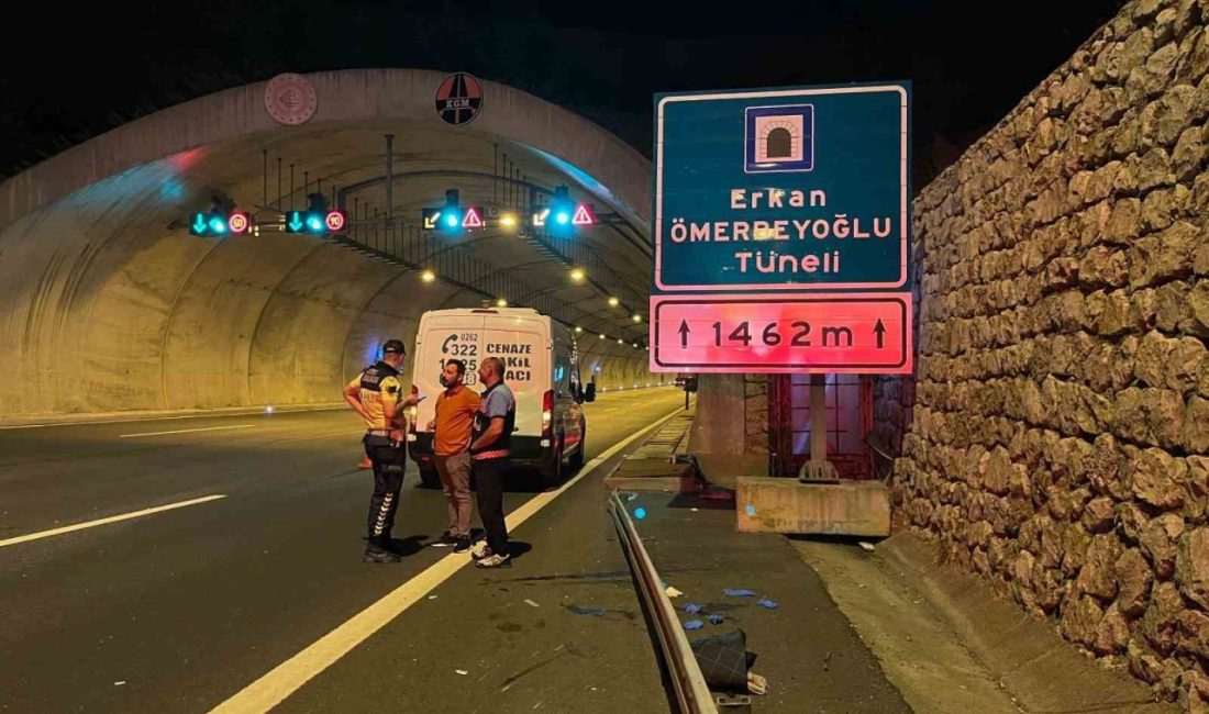 Kuzey Marmara Otoyolu, İzmit geçişinde otomobilin çarptığı yaya hayatını kaybetti.