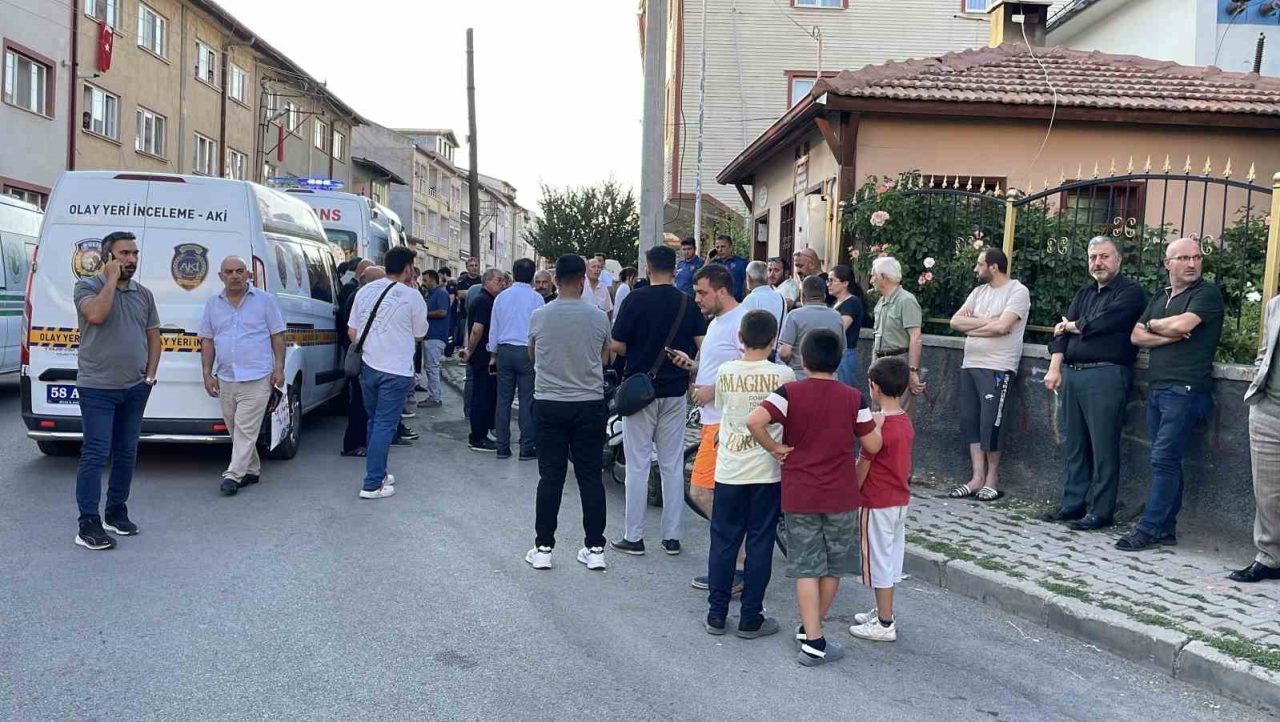 Sivas’ta bir mahalle muhtarı, muhtarlık binasında ölü bulundu. Edinilen bilgiye