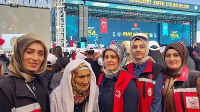 Erzurum Valiliği himayesinde gerçekleştirilen program kapsamında, Malazgirt’te ecdadımızın bizlere emanet
