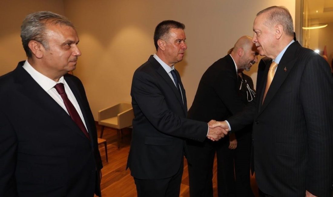 Aydın’ın Yenipazar Belediye Başkanı Malik Ercan, Cumhuriyet Halk Partisi’nden istifa