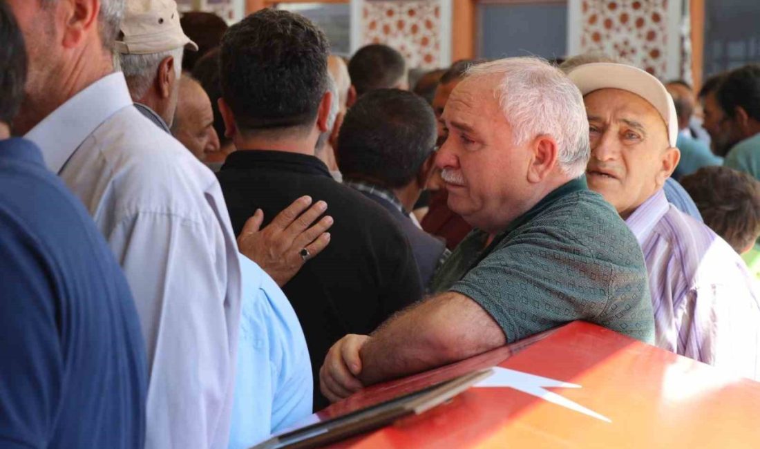 Sivas’ta muhtarlık birasında, görevi başında vefat eden Aydoğan Mahalle Muhtarı