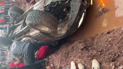 Artvin’de düzenlenen Off-Road yarışlarında Erzurum Macera Offroad takımının yaşadığı kaza