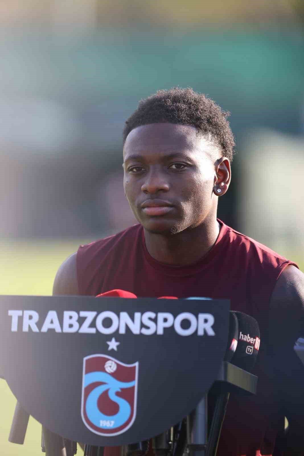 Trabzonspor’un yeni transferi Kazeem Olaigbe, kulübe gelmeden önce Felipe Augusto’nun