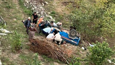 Ordu’nun Ünye ilçesinde “patpat” olarak bilinen tarım aracının devrilmesi sonucu