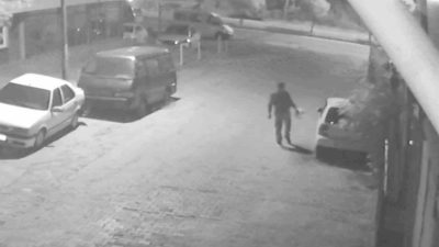 Ordu’nun Ünye ilçesinde tamir için bir iş yerinin önüne bırakılan