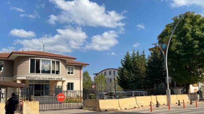 Kocaeli’nin Körfez ilçesinde araç park yeri nedeniyle çıktığı iddia edilen