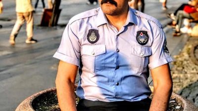 İstanbul’dan tatil için geldiği memleketi Rize’de çatıdan düşen bir kişi