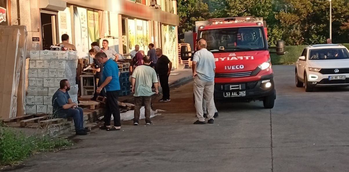 Rize’de yük asansörüne sıkışan şahıs hayatını kaybetti. Olay, saat 18.30