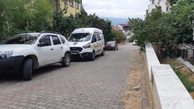 Kocaeli’nin Körfez ilçesinde bir sağlık çalışanı, evinde ölü bulundu. Olay,