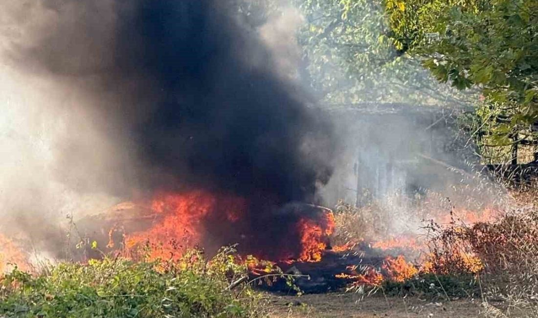 Zonguldak’ın Çaycuma ilçesinde bir otomobil, başka bir otomobile çarptıktan sonra