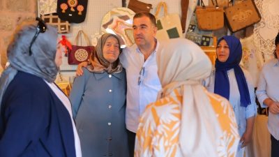 Bayburt Valisi Mustafa Eldivan ve eşi Meltem Eldivan, Bayburt Halk