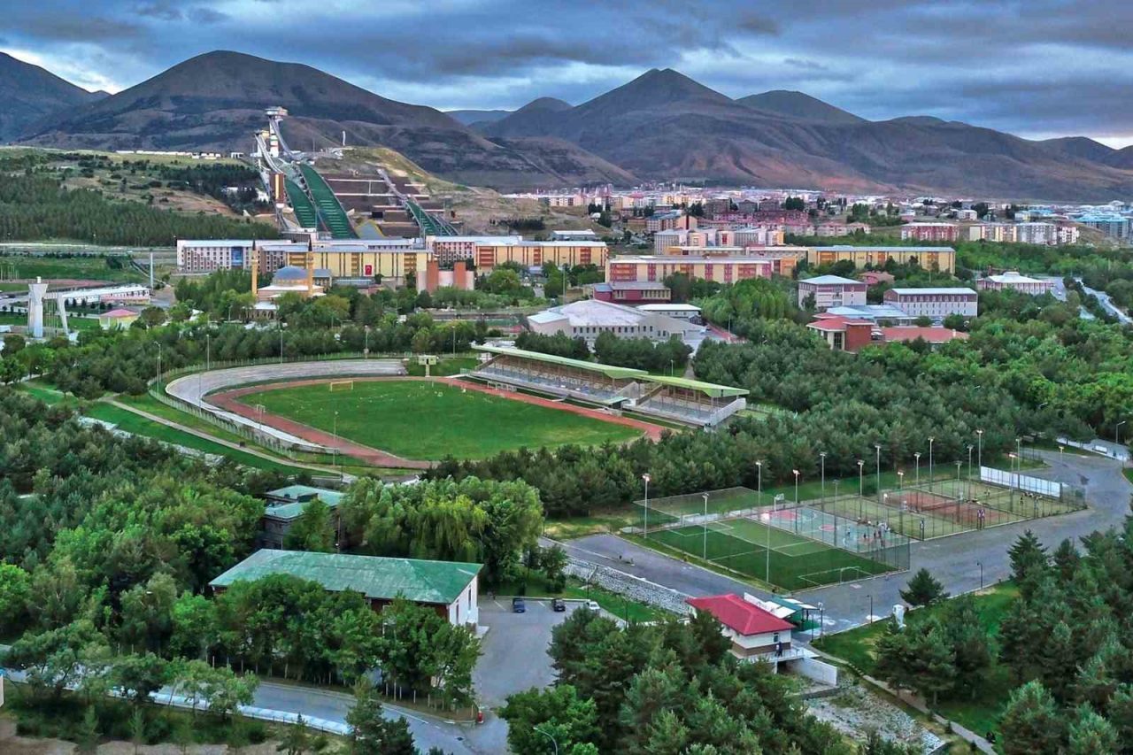 Dünyanın en prestijli üniversite derecelendirme kuruluşlarından biri olan Shanghai Ranking