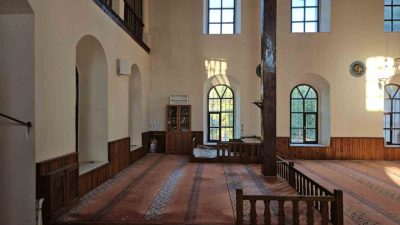 Balıkesir’in Sındırgı ilçesinde meydana gelen 6,1 büyüklüğündeki depremde, Vakıflar Bölge