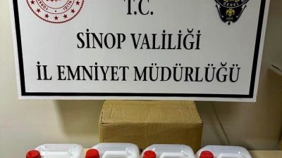 Sinop’ta polis ekiplerince düzenlenen kaçakçılık operasyonlarında, 20 litre etil alkol,