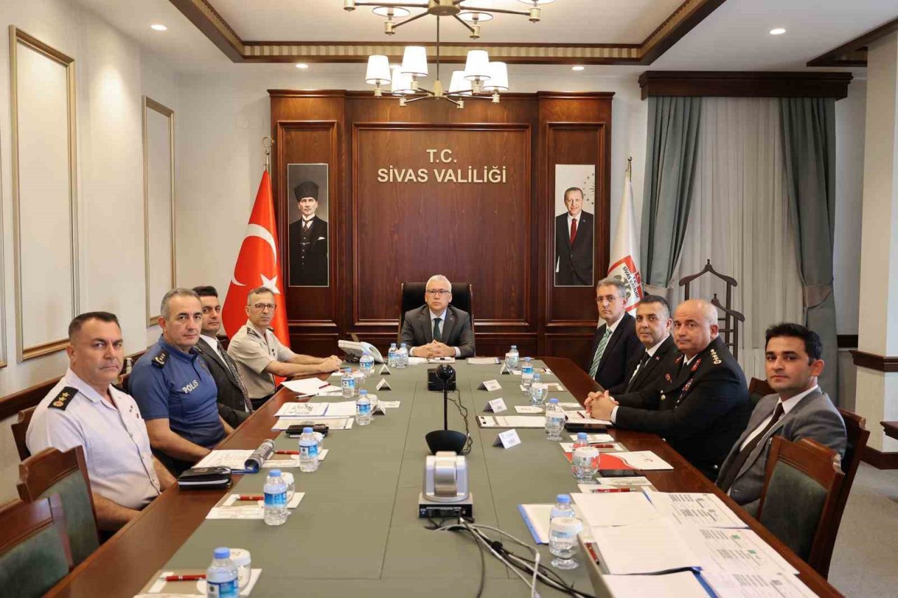 Sivas Valiliği, şehrin güvenliği ve kamu düzeninin sağlanması adına “Emin