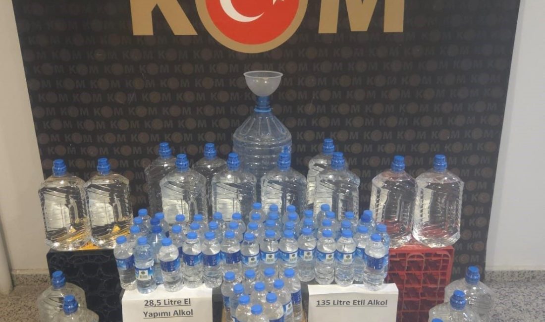 Sivas’ta bir iş yerine düzenlenen operasyonda, 28.5 litre el yapımı