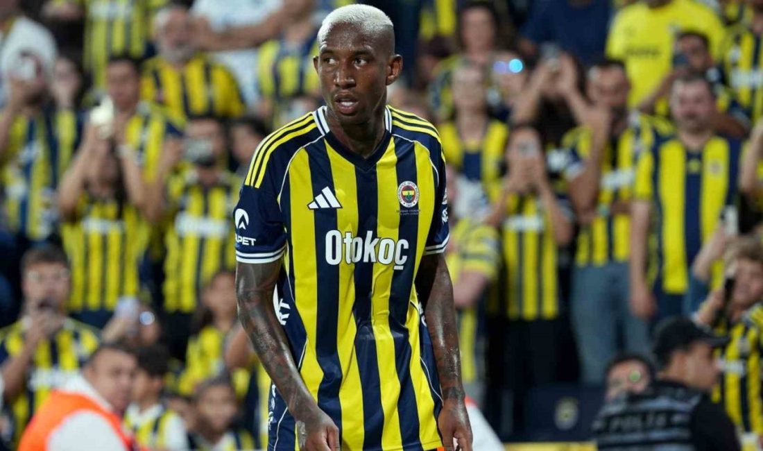 Fenerbahçe’nin Brezilyalı forveti Anderson Talisca, bu sezon ilk kez 11’de