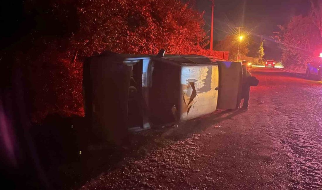 Kastamonu’nun Tosya ilçesinde bir otomobil devrildi. Kazada yaralanan olmazken, sürücünün