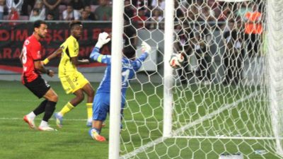 Trendyol Süper Lig’in 4. haftasında Gençlerbirliği, sahasında Fenerbahçe ile karşılaşıyor.