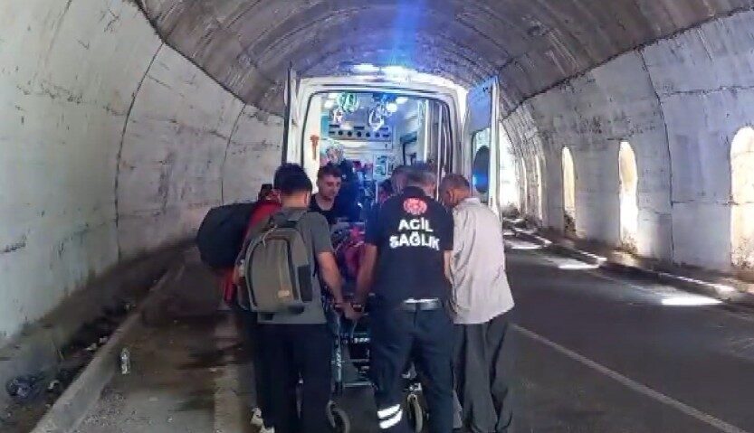 Tunceli-Pülümür-Erzincan kara yolu 8’inci tünelinde meydana gelen kazada 1 kişi