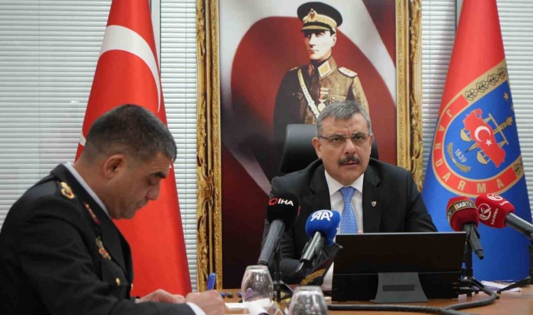 Erzurum Valisi Mustafa Çiftçi, 7 aylık asayiş olaylarını değerlendirdi, vatandaşları