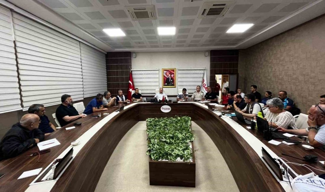 Manisa Valisi Vahdettin Özkan, Balıkesir’in Sındırgı İlçesinde meydana gelen ve