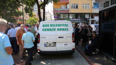 Rize’de 45 yıl boyunca görev yaptıktan sonra emekli olan ve