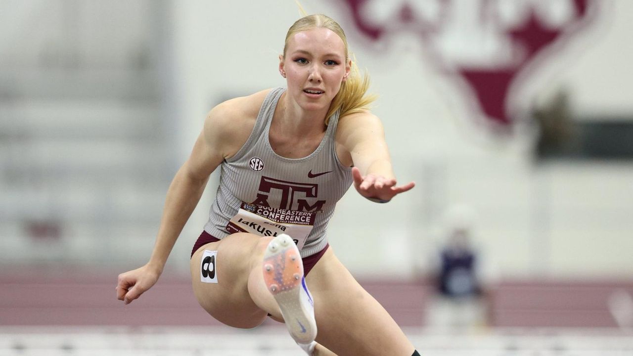 Rus asıllı atlet Sofia Yakushina, Gençlik ve Spor Bakanlığı’nın devşirme