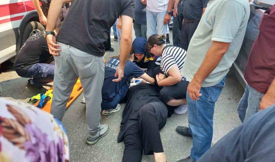 Sakarya’nın Akyazı ilçesinde yolun karşısına geçmeye çalışan bir kadına kamyonet