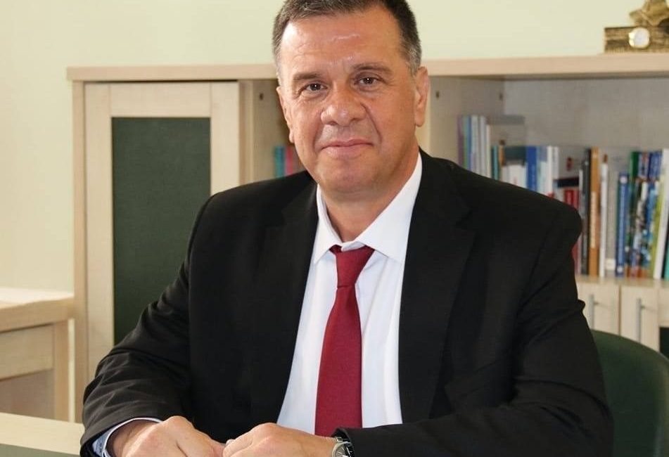 Aydın siyasetinde son günlerde Cumhuriyet Halk Partisi’nden (CHP) ayrılacağı iddia