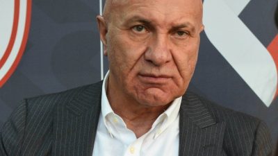 Samsunspor Başkanı Yüksel Yıldırım, Panathinaikos maçı öncesi yaptığı açıklamada, “Panathiakos