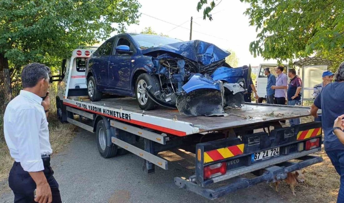 Zonguldak’ta direksiyon hakimiyetini kaybeden otomobil ağaca çarptı Zonguldak’ın Çaycuma ilçesine bağlı Kızılbel Köyü’nde meydana gelen trafik kazasında