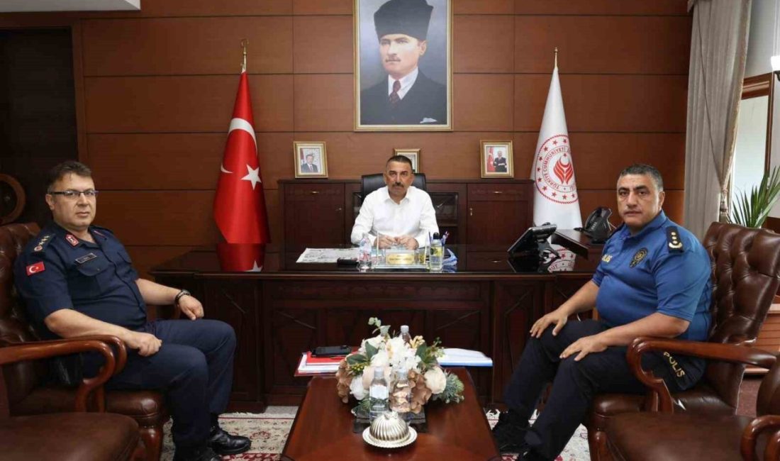 Zonguldak Valisi Osman Hacıbektaşoğlu başkanlığında “Haftalık Asayiş ve Güvenlik Toplantısı”