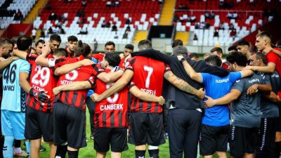 TFF 2. Lig Beyaz Grupta mücadele eden 24Erzincanspor, geçtiğimiz sezon