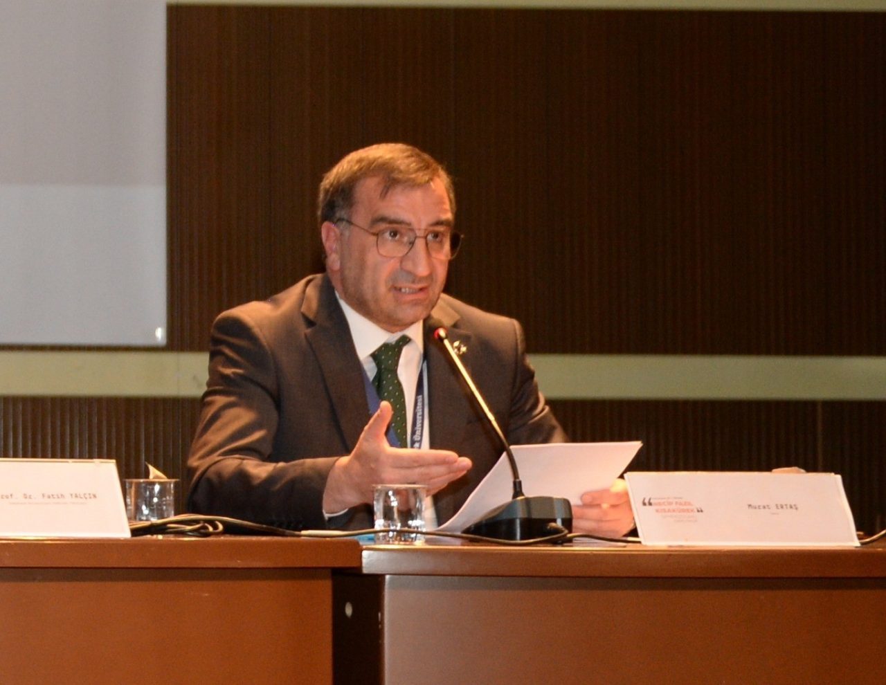 Türkiye Dil ve Edebiyat Derneği Erzurum Şube Başkanı Murat Ertaş