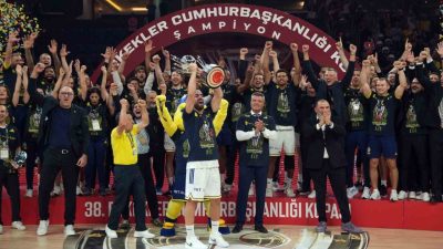 38. Erkekler Cumhurbaşkanlığı Kupası’nda Fenerbahçe Beko şampiyonluğa ulaşırken, ödüller sahiplerini