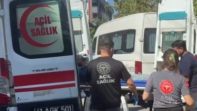 Kocaeli’nin Gebze ilçesinde 5 katlı apartmanda çıkan yangında dumandan etkilenen