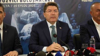 “Türkiye Yüzyılı Buluşmaları” kapsamında Antalya’da konuşan Adalet Bakanı Yılmaz Tunç,